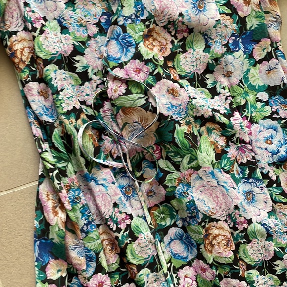 & other stories floral print flutter sleeve wrap midi dress - Picture 9 of 15